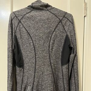 Lululemon Jacket -size 10-EUC